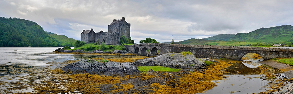 zamek piony_Panorama1min.jpg - * Eilean Donan Castle *